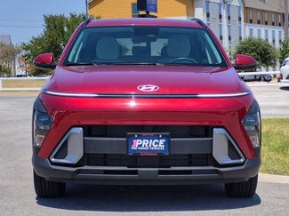 Used 2025 Hyundai Kona SEL FWD video 2