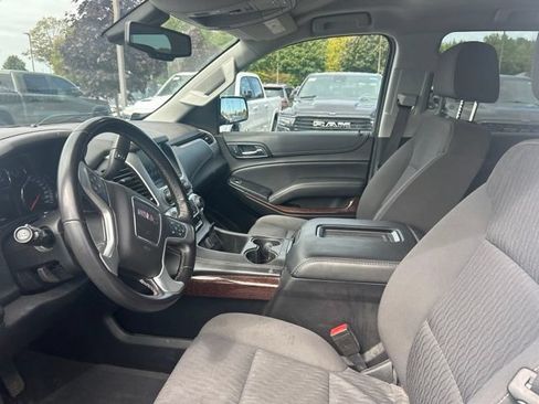Used 2020 GMC Yukon SLE w/ SLE Value Package AWD/4WD image 10