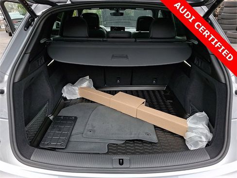 Certified 2025 Audi Q5 2.0T Premium w/ Convenience Plus Package image 27