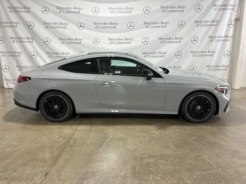 New 2026 Mercedes-Benz CLE 300 4MATIC Coupe image 3
