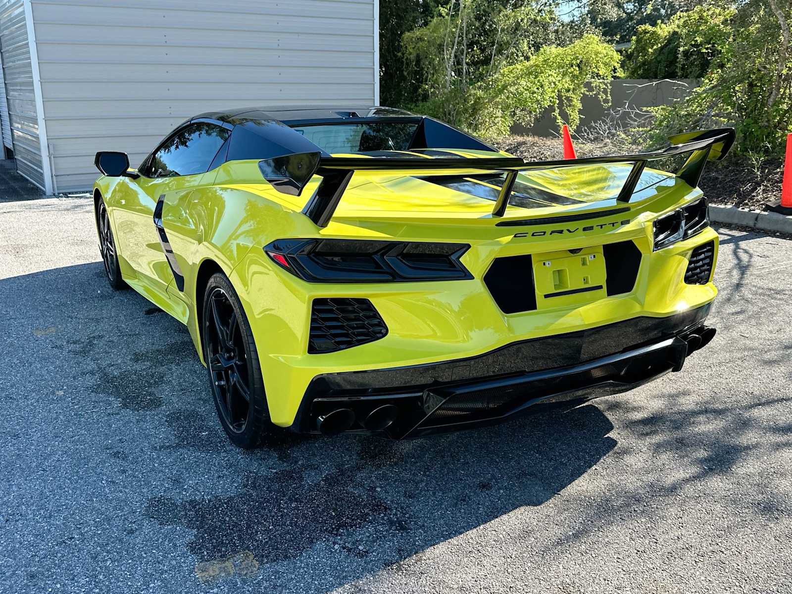 Used 2021 Chevrolet Corvette Stingray Premium Conv w/ Z51 Performance Package RWD image 4
