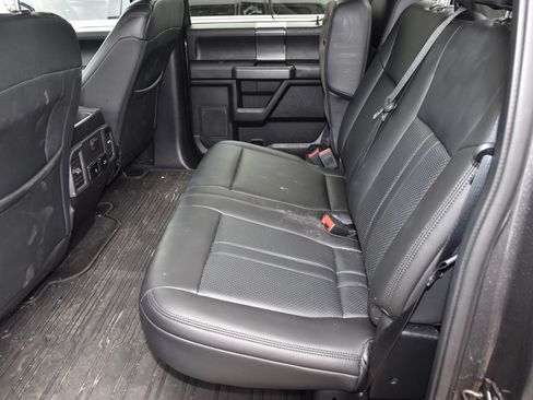 Used 2018 Ford F150 XLT w/ Equipment Group 302A Luxury AWD/4WD image 10
