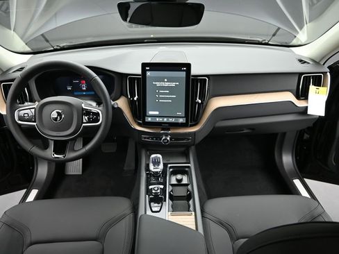 New 2026 Volvo XC60 B5 Plus w/ Climate Package AWD/4WD image 22