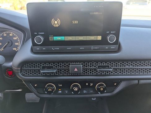 Used 2024 Honda HR-V Sport image 19