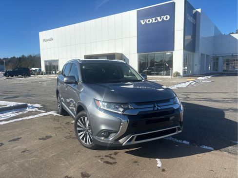 Used 2020 Mitsubishi Outlander SEL image 3