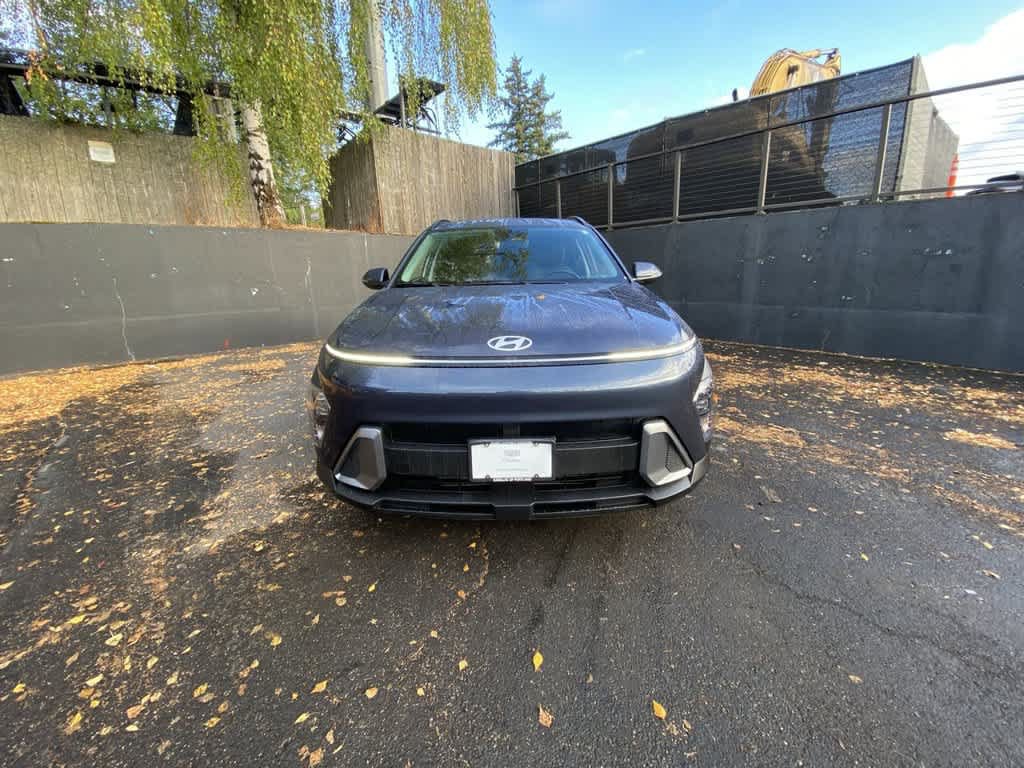 Used 2025 Hyundai Kona SEL FWD image 9