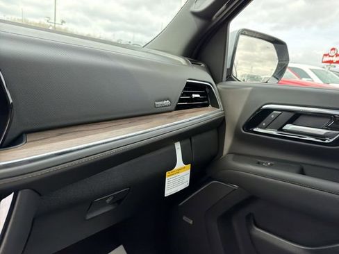 New 2026 Chevrolet Tahoe High Country w/ Sun And Tow Package AWD/4WD image 25