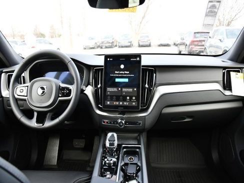 New 2026 Volvo XC60 B5 Ultra w/ Protection Package Premier AWD/4WD image 17