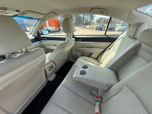 Used 2011 Subaru Legacy 2.5i Premium w/ All-Weather Pkg AWD/4WD image 28