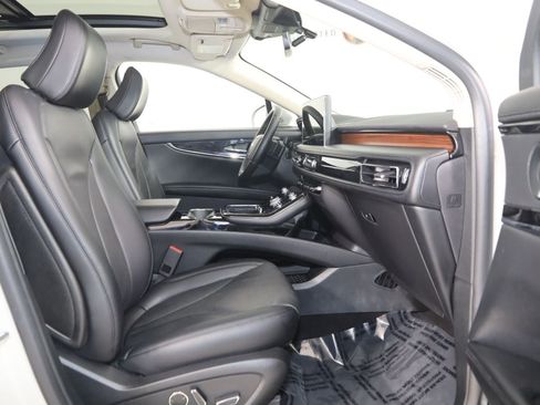 Used 2023 Lincoln Nautilus Reserve w/ Equipment Group 201A AWD/4WD image 15