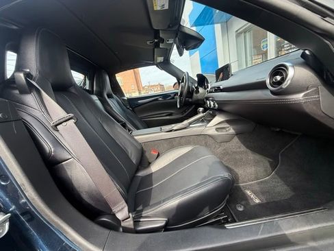 Used 2025 MAZDA MX-5 Miata RF Grand Touring image 16