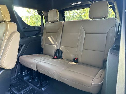 Used 2023 Chevrolet Tahoe Premier w/ Premium Package 2 RWD image 27