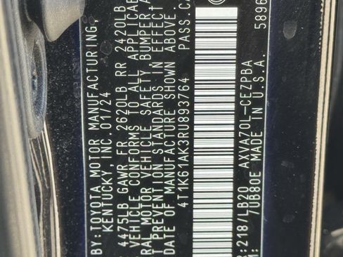 Used 2024 Toyota Camry XSE image 32