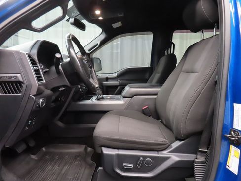 Used 2017 Ford F150 XLT w/ Equipment Group 302A Luxury image 9