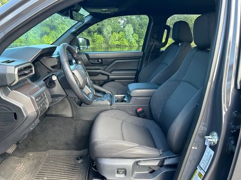 Used 2025 Toyota Tacoma SR5 RWD image 15