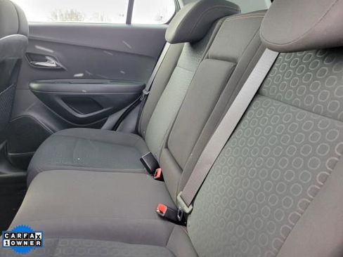 Used 2018 Chevrolet Trax LS image 9