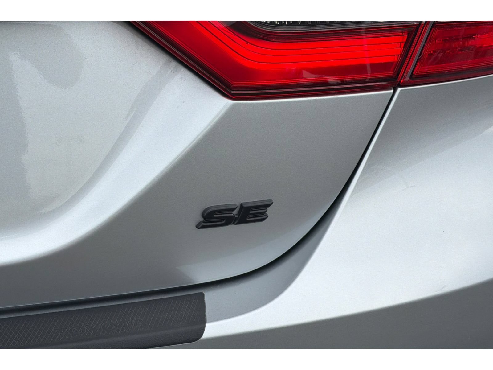 Certified 2024 Toyota Camry SE FWD image 29