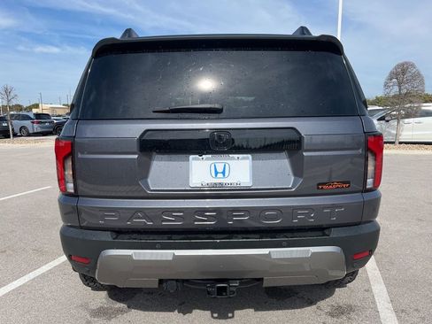Certified 2026 Honda Passport TrailSport image 5