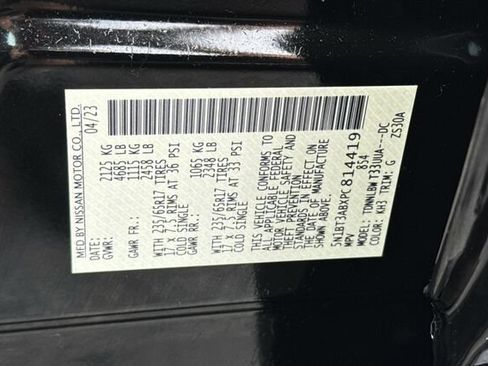 Used 2023 Nissan Rogue S AWD/4WD image 28