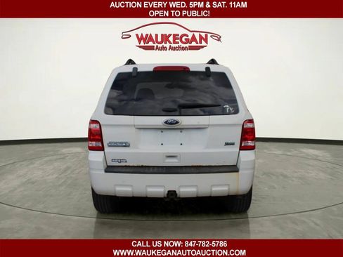 Used 2012 Ford Escape XLT AWD/4WD image 4