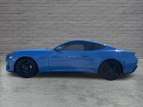 Used 2024 Ford Mustang GT RWD image 4