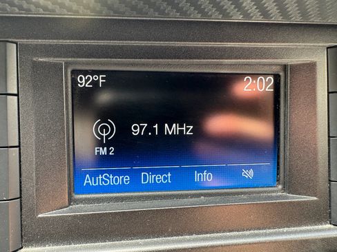 Used 2015 Ford Mustang Coupe RWD image 30