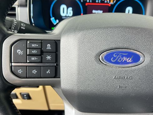 Used 2021 Ford F150 Lariat w/ Equipment Group 502A High AWD/4WD image 18
