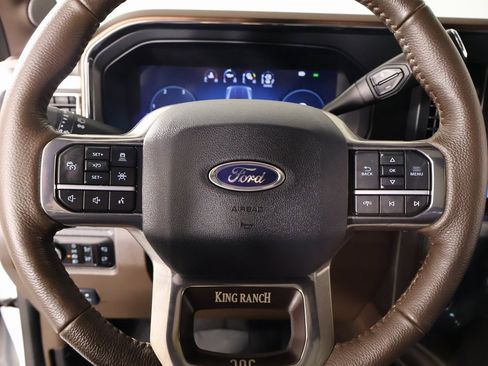 Used 2025 Ford F250 King Ranch image 3