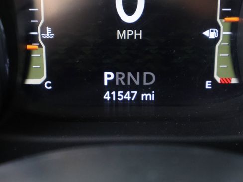 Used 2021 Jeep Gladiator Sport image 31