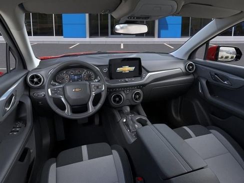 Used 2026 Chevrolet Blazer LT w/ Convenience Package image 15