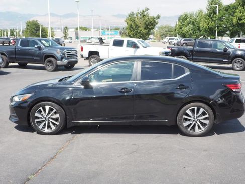 Used 2023 Nissan Sentra SV w/ SV Premium Package FWD image 8