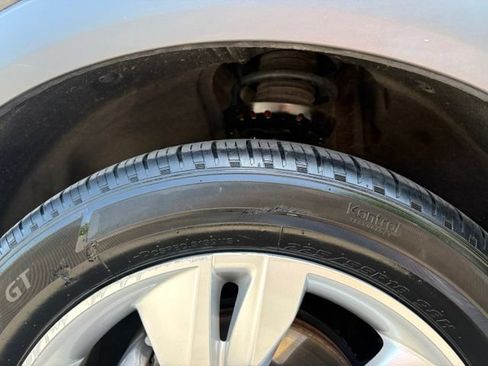 Used 2024 Buick Encore GX Preferred w/ Comfort Package FWD image 12