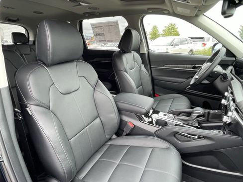 New 2025 Kia Telluride EX image 32