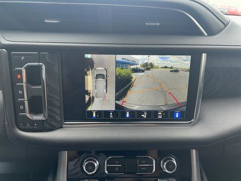 Used 2024 GMC Yukon Denali w/ Max Trailering Package AWD/4WD image 23