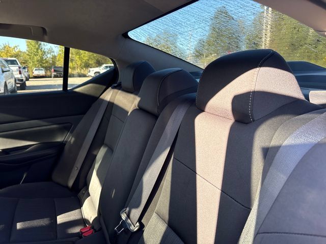 Used 2019 Nissan Altima 2.5 SV AWD/4WD image 10