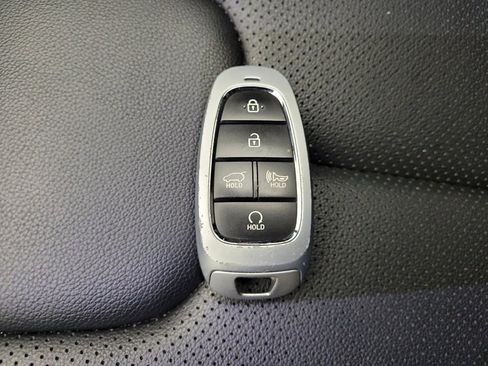 Used 2023 Hyundai Santa Fe SEL Premium AWD/4WD image 32