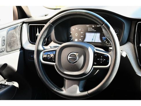 Used 2021 Volvo XC60 T6 Inscription AWD/4WD image 17