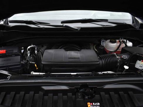 Used 2025 Chevrolet Silverado 1500 ZR2 w/ Technology Package image 26