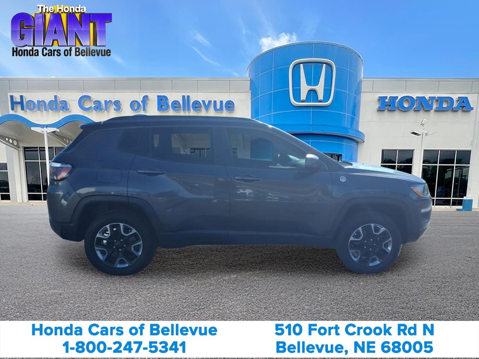 Used 2018 Jeep Compass Trailhawk AWD/4WD image 4