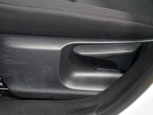 Certified 2024 Toyota Corolla LE image 29