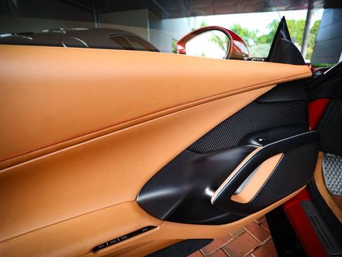 Certified 2025 Ferrari 12Cilindri RWD image 41