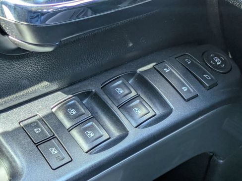 Used 2016 Chevrolet Silverado 1500 LT AWD/4WD image 21