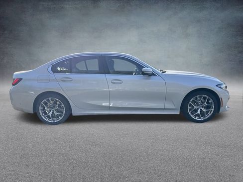Used 2026 BMW 330i xDrive Sedan AWD/4WD image 7