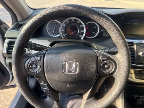 Used 2015 Honda Accord LX image 11