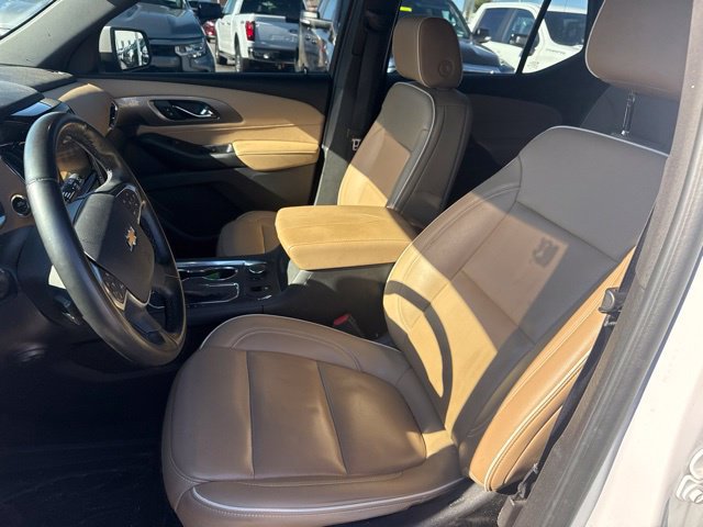 Used 2023 Chevrolet Traverse Premier w/ LPO, Floor Liner Package AWD/4WD image 11