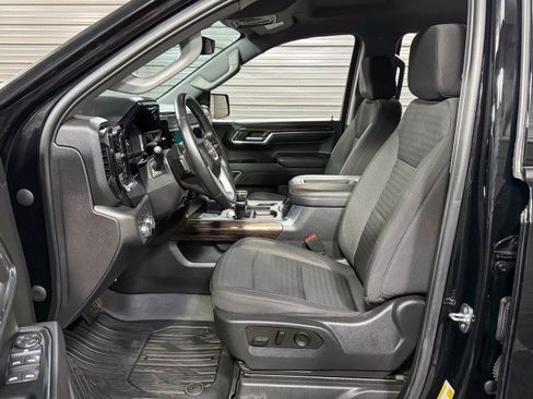 Used 2022 GMC Sierra 1500 Elevation w/ Max Trailering Package image 17