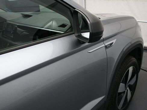 Used 2024 Volkswagen Taos S image 12