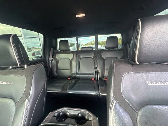 Used 2025 RAM 1500 Laramie w/ Sport Appearance Package AWD/4WD image 17