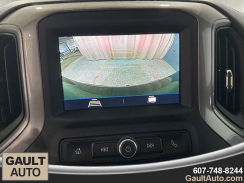 Used 2022 Chevrolet Silverado 1500 Custom image 10