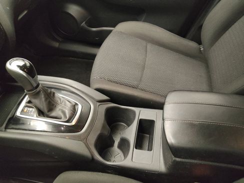 Used 2020 Nissan Rogue Sport S FWD image 26